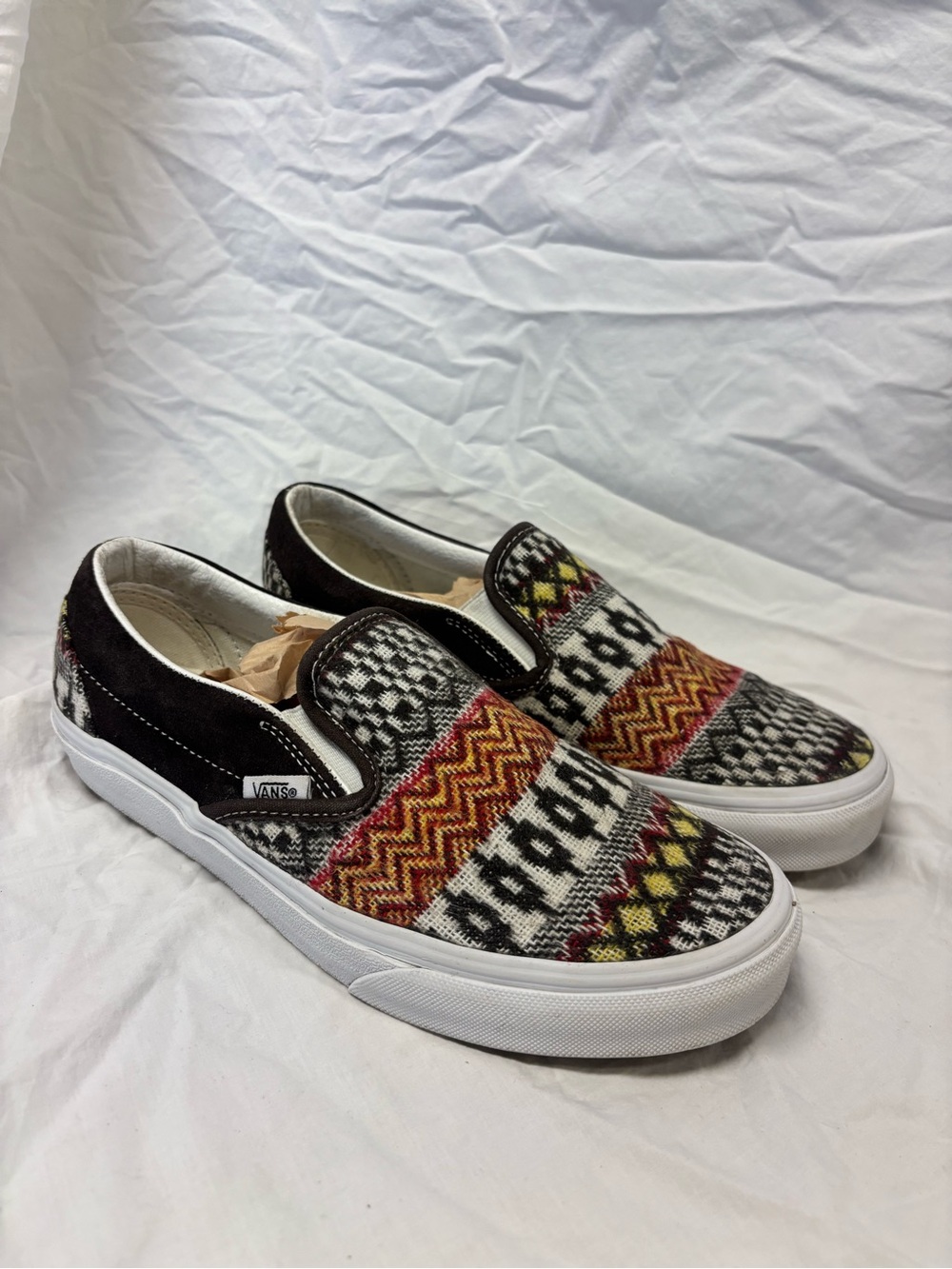 Vans Slip-On Sneakers with Black and Multicolor Aztec Knit | Women Size 7.5